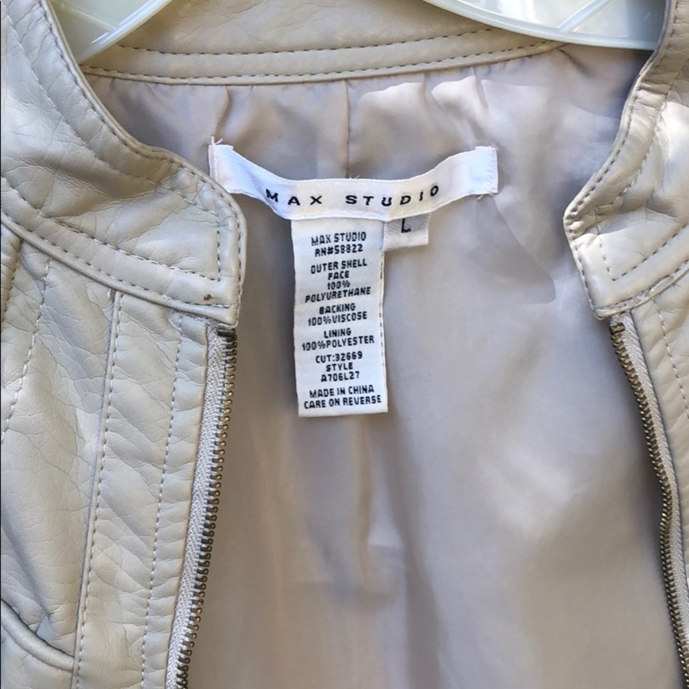 Jacket - Picture 2 of 4